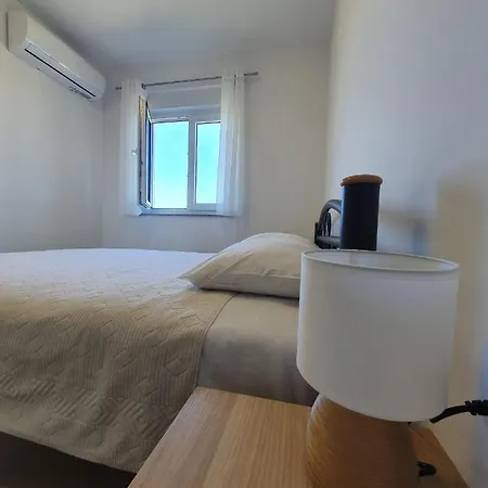 Beachside Place Apartman Sukosan