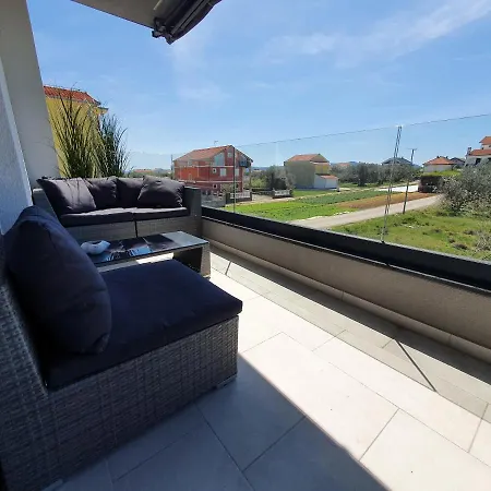 Beachside Place Apartment