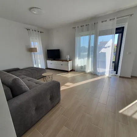 Beachside Place