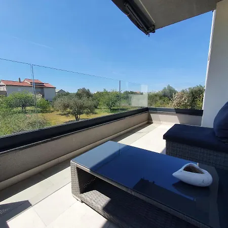 Beachside Place Apartman *